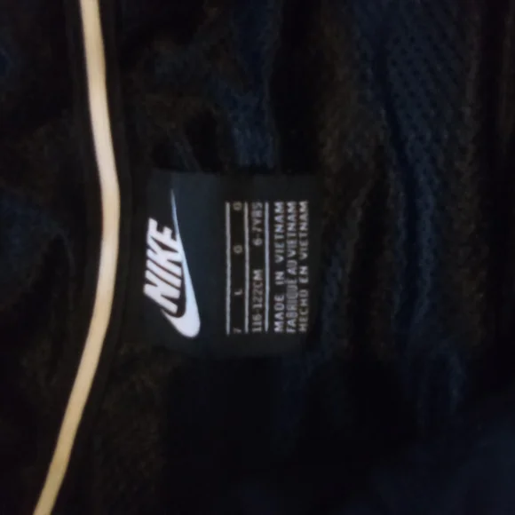 Nike windbreaker - Picture 2 of 3